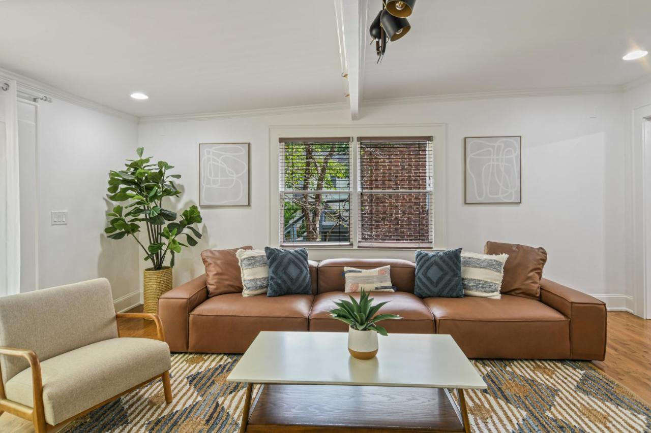 Sun Lit Bungalow With Good Vibes And Lots Of Wine - Designedbydom Atlanta Exterior foto
